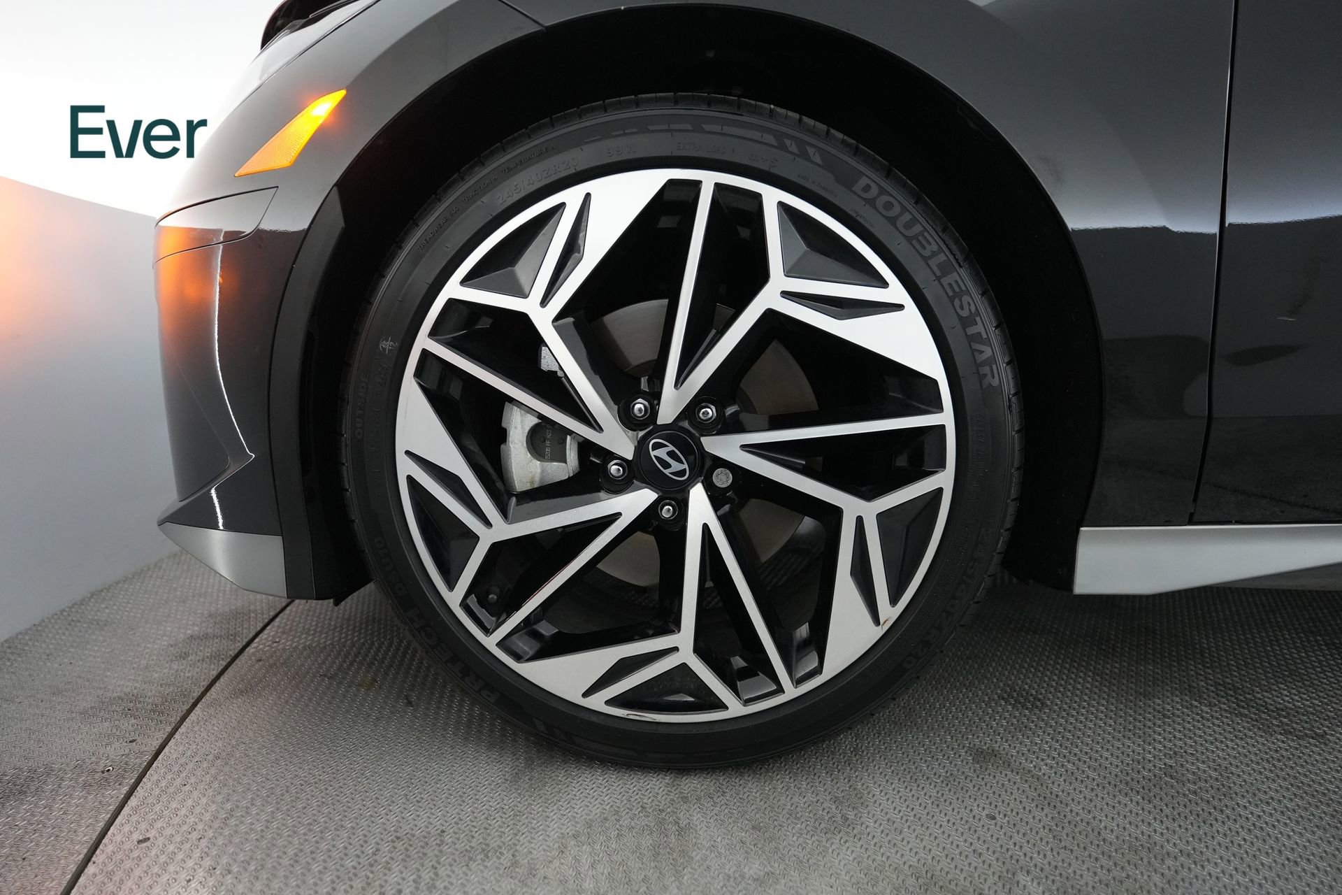Used 2023 Hyundai Ioniq 6 Limited RWD image 19