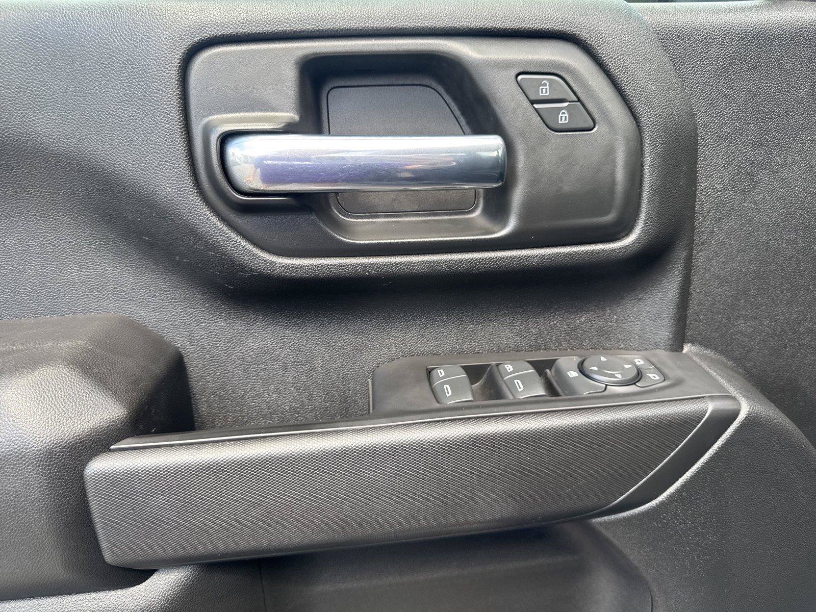 Used 2024 Chevrolet Silverado 2500 Custom w/ Custom Convenience Package AWD/4WD image 17