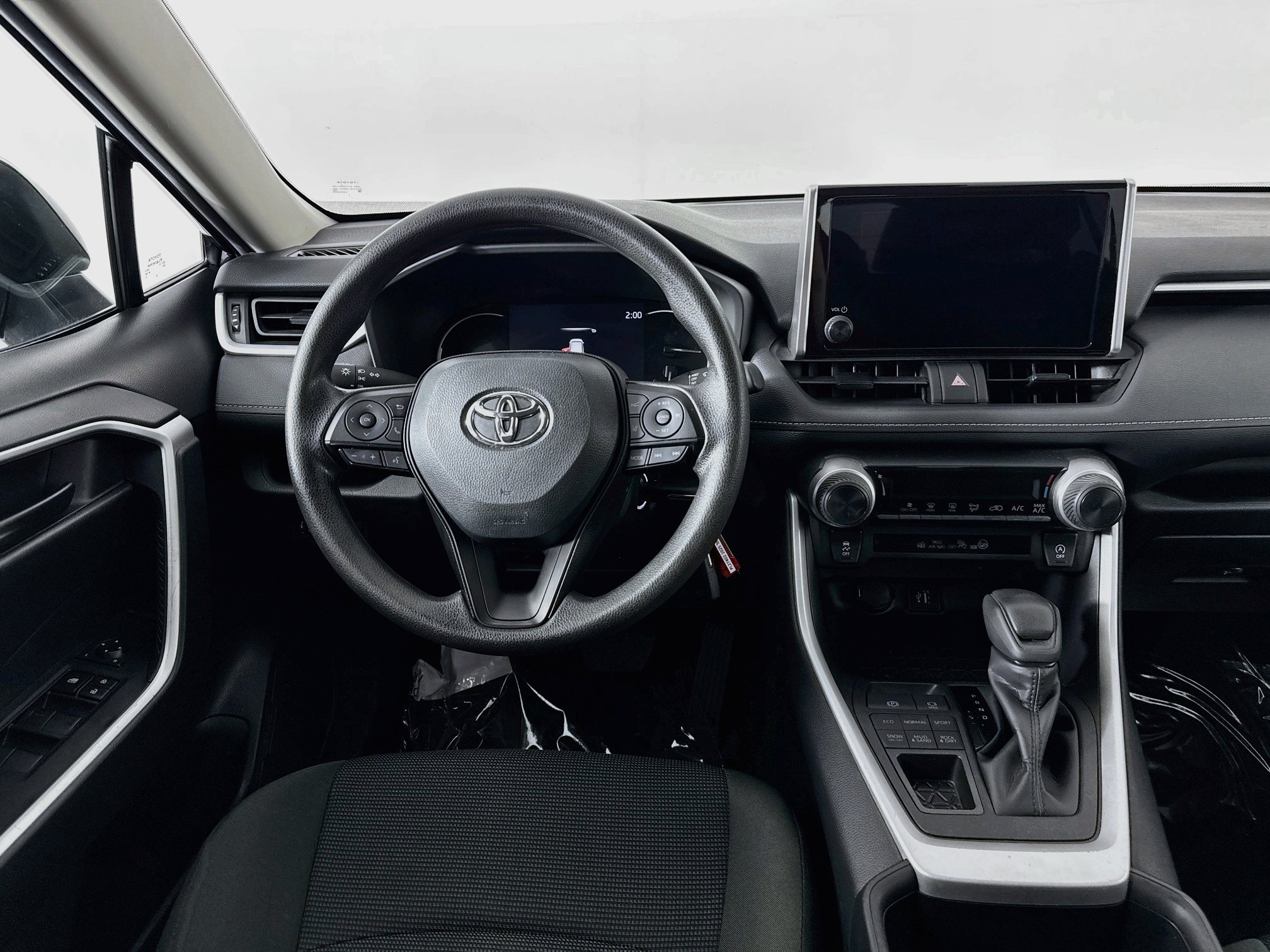 Certified 2025 Toyota RAV4 LE AWD/4WD image 21