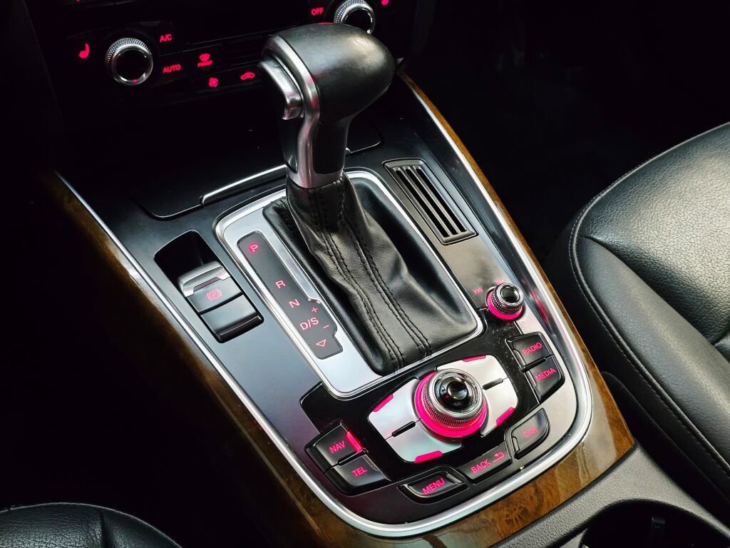 Used 2015 Audi Q5 2.0T Premium image 25