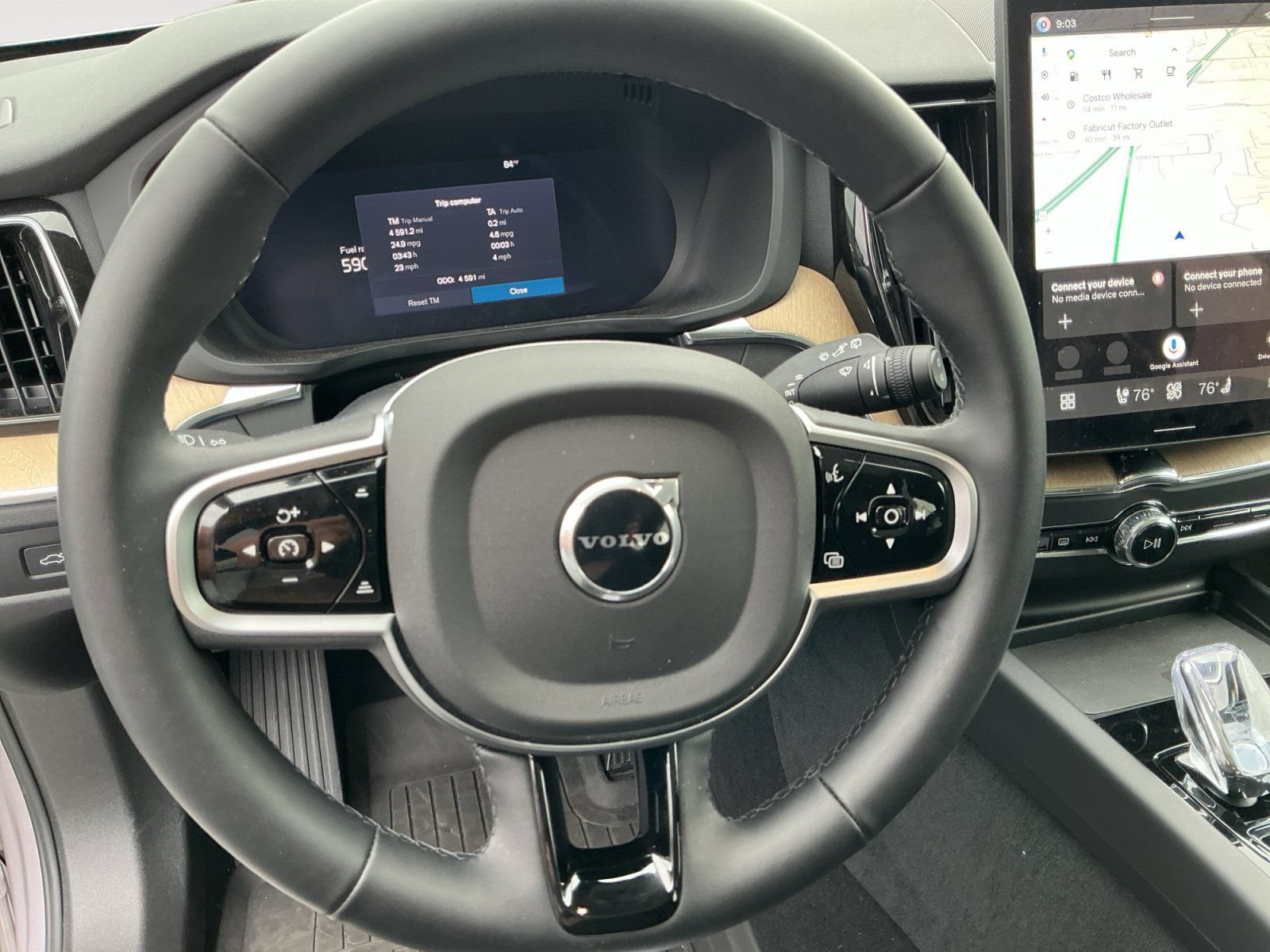 New 2026 Volvo XC60 B5 Plus w/ Protection Package Premier AWD/4WD image 2