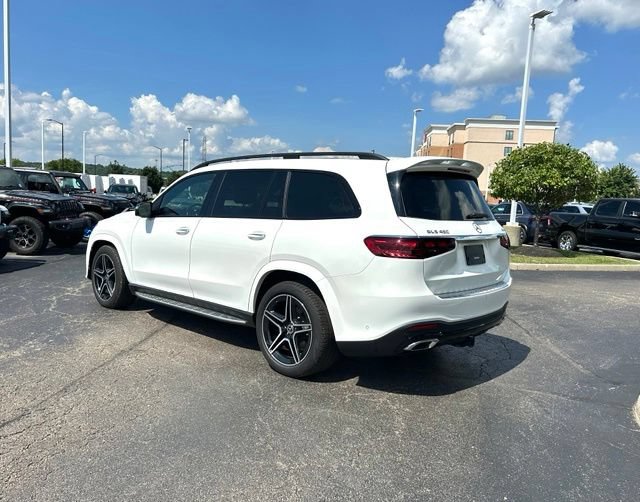 Used 2025 Mercedes-Benz GLS 450 4MATIC w/ AMG Line Exterior image 10