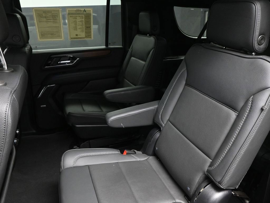 Used 2025 GMC Yukon XL Denali image 22