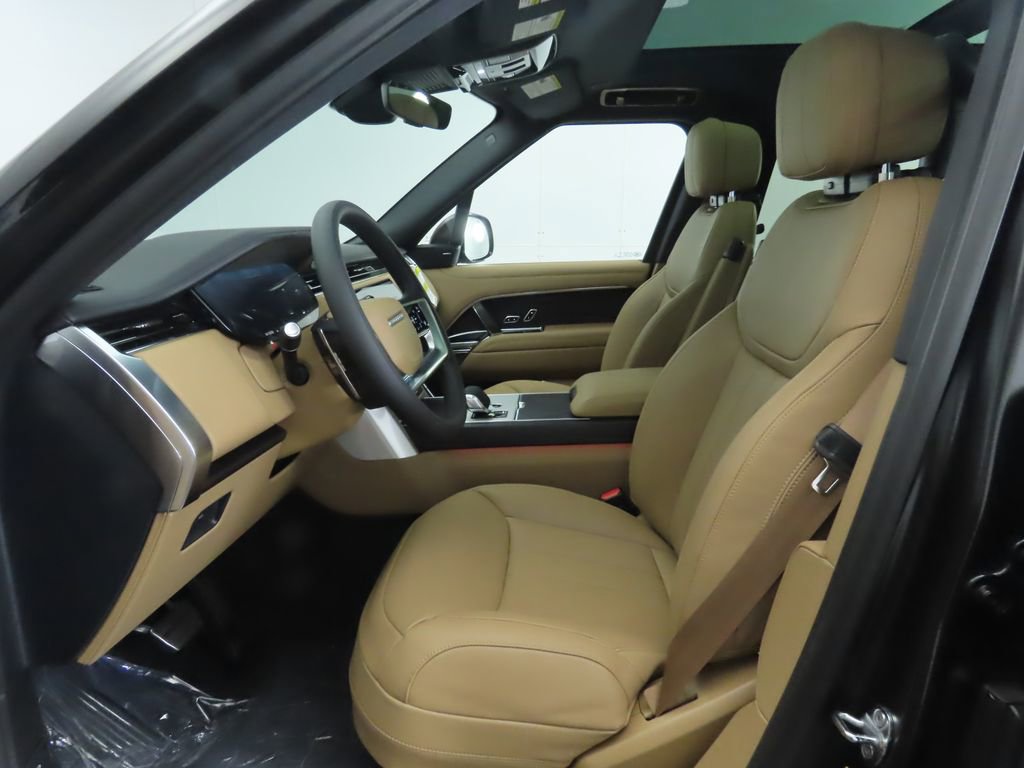 New 2025 Land Rover Range Rover SE image 21