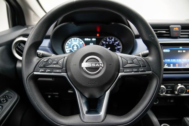 Used 2024 Nissan Versa SV image 31