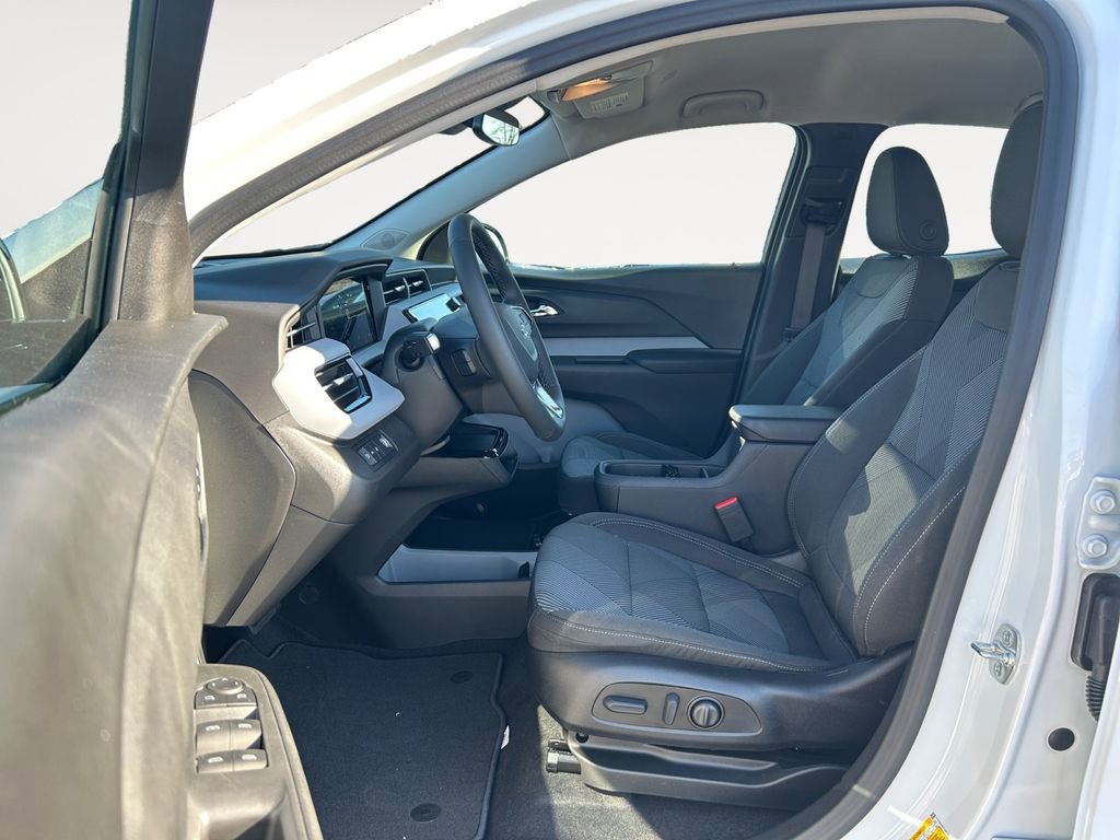 New 2027 Chevrolet Bolt LT w/ Comfort Package image 15