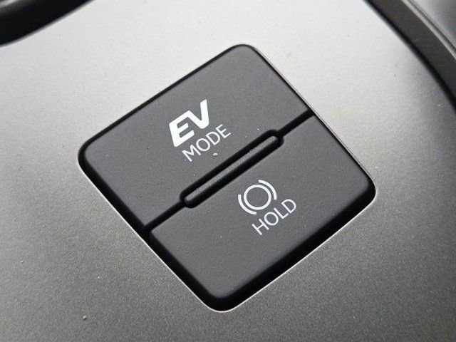 New 2025 Lexus UX 300h AWD image 17