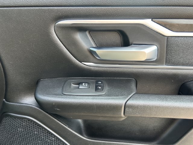 Used 2022 RAM 1500 Big Horn AWD/4WD image 23