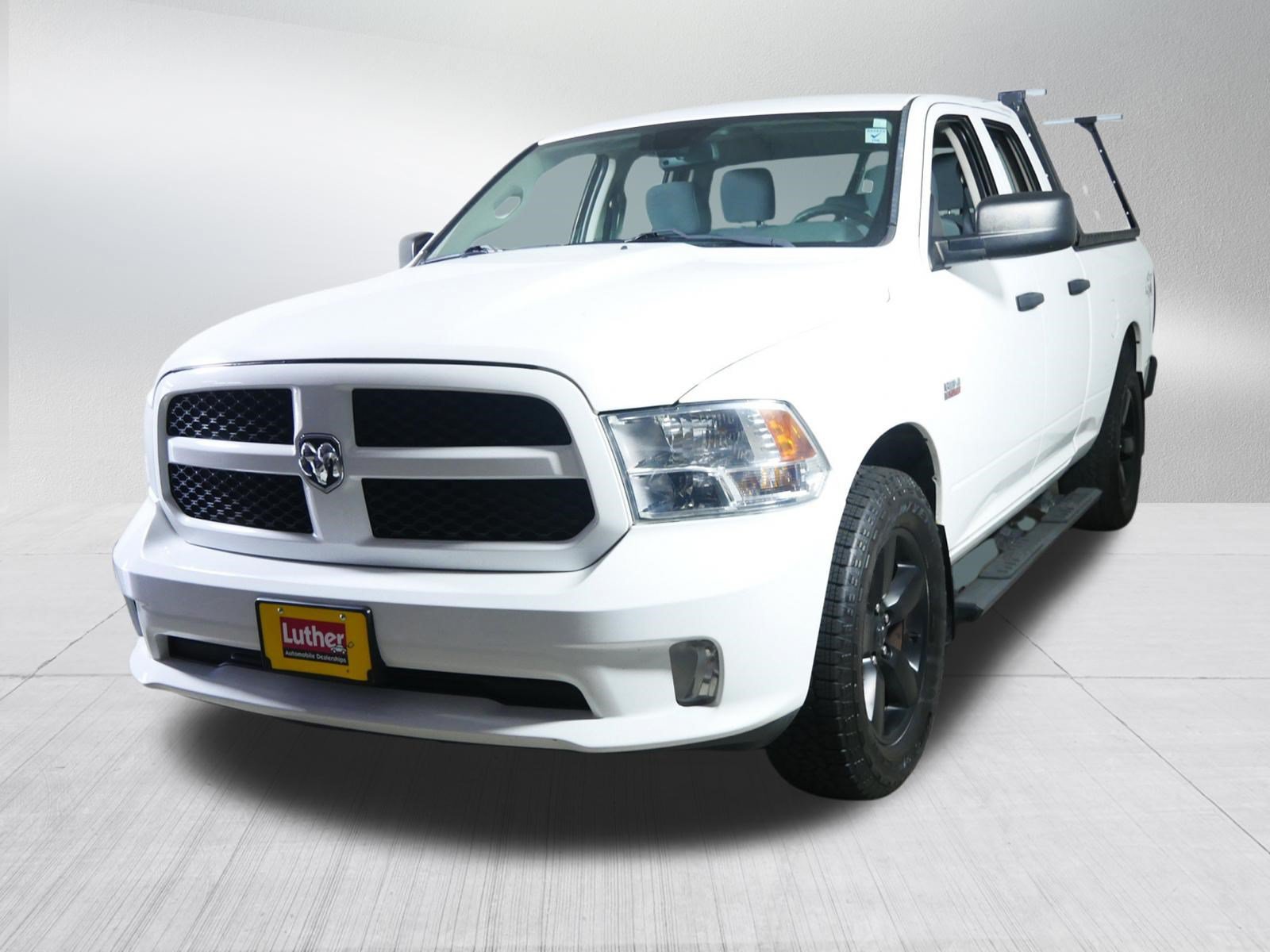 Used 2016 RAM 1500 Express AWD/4WD image 3