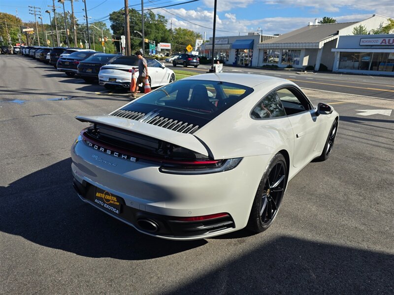 Used 2024 Porsche 911 Carrera 4 AWD/4WD image 7