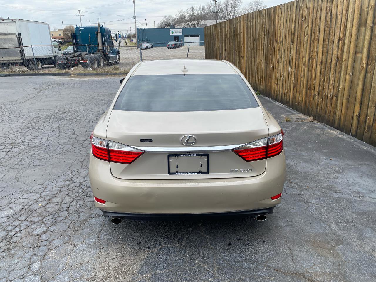 Used 2013 Lexus ES 350 w/ Luxury Pkg FWD image 8