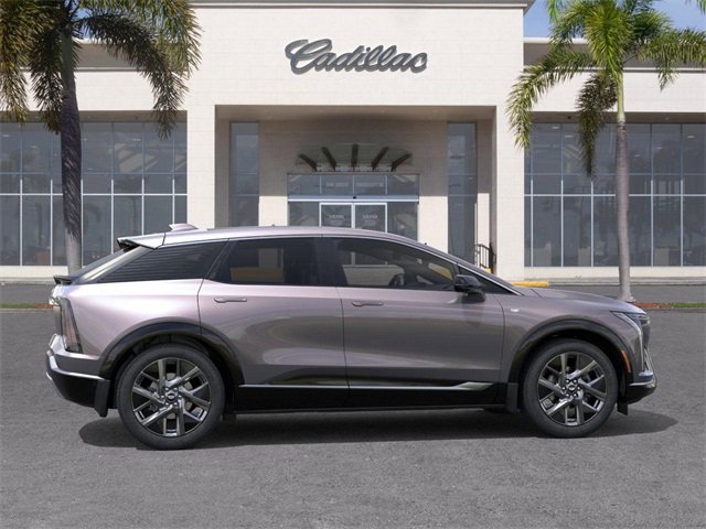New 2026 Cadillac Optiq Luxury 1 image 5