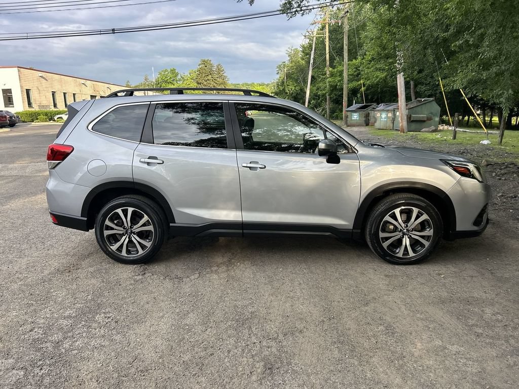 Certified 2023 Subaru Forester Limited AWD/4WD image 9