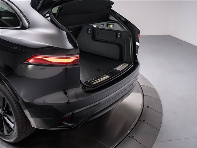 New 2025 Jaguar F-PACE R-Dynamic S AWD/4WD image 32