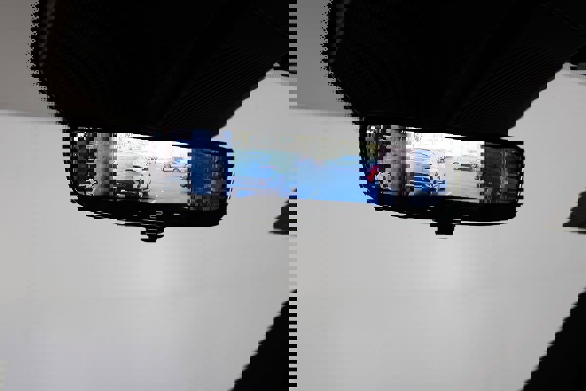 Used 2023 Fisker Ocean Extreme image 30