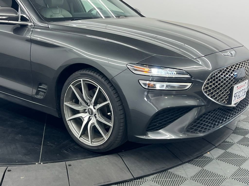 Used 2023 Genesis G70 2.0T image 7