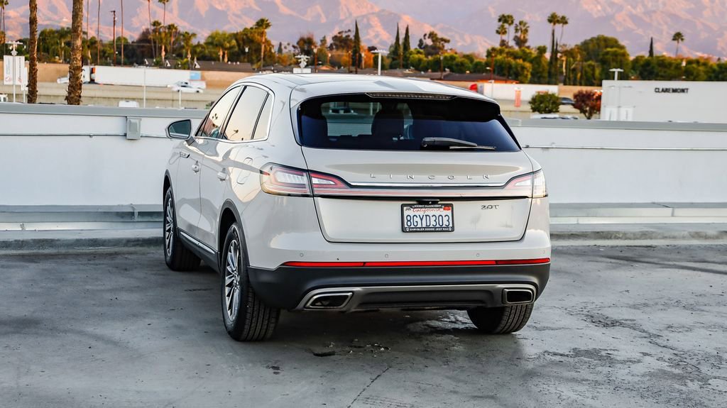 Used 2019 Lincoln Nautilus Select image 7