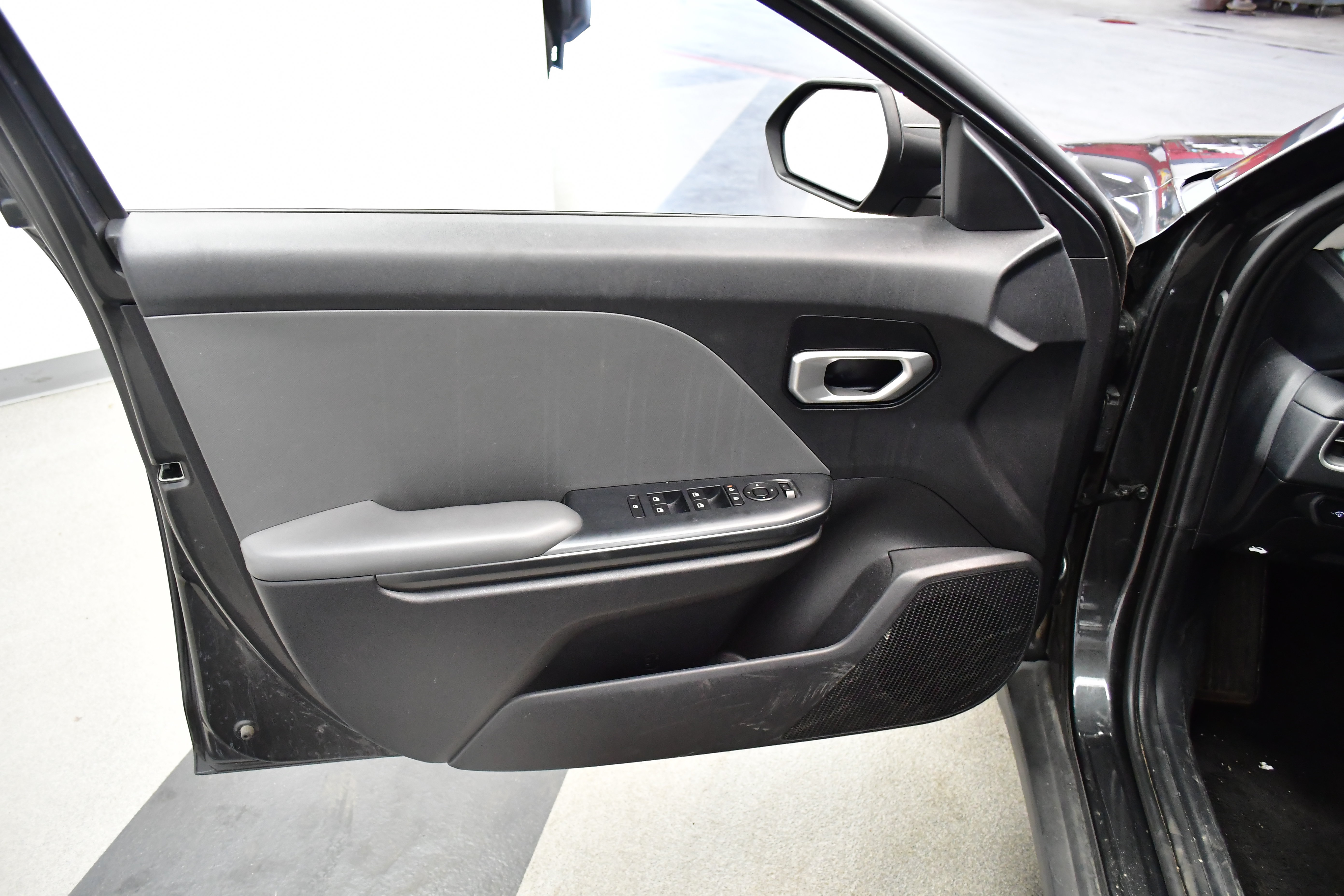 Used 2025 Kia K4 FWD image 16
