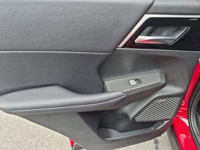 New 2026 Mitsubishi Outlander LE FWD image 28