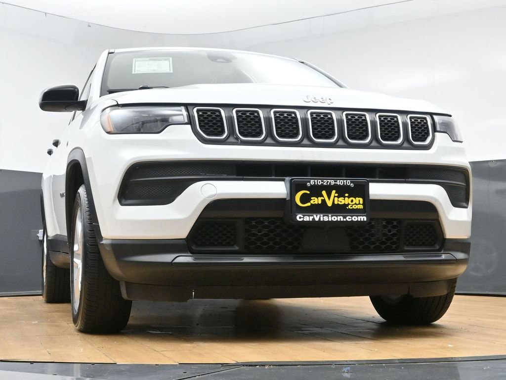 Used 2023 Jeep Compass Sport AWD/4WD image 52