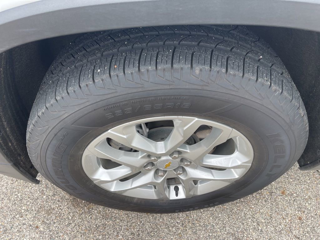 Used 2022 Chevrolet Traverse LS image 20