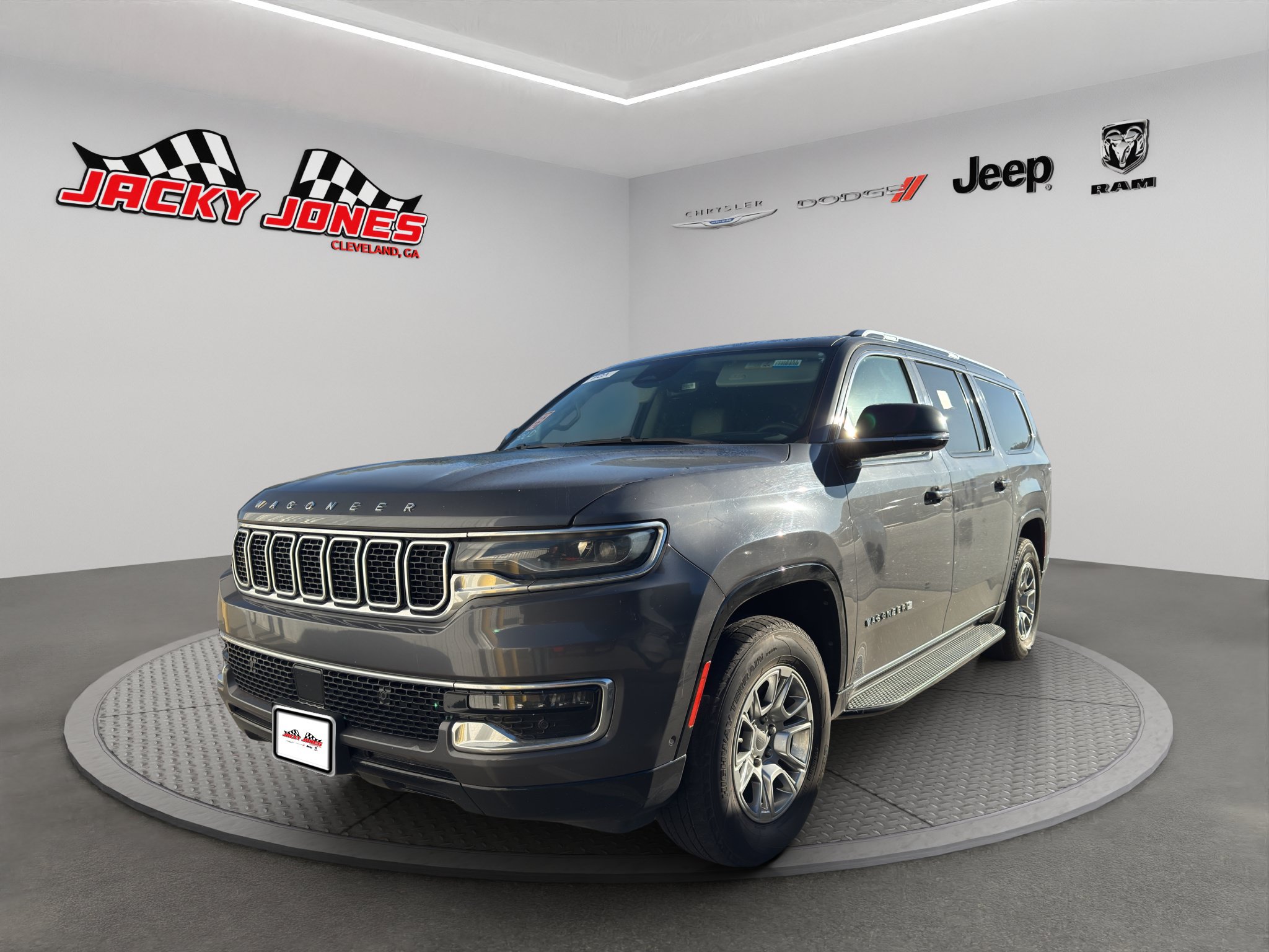 Used 2023 Jeep Wagoneer L 2WD