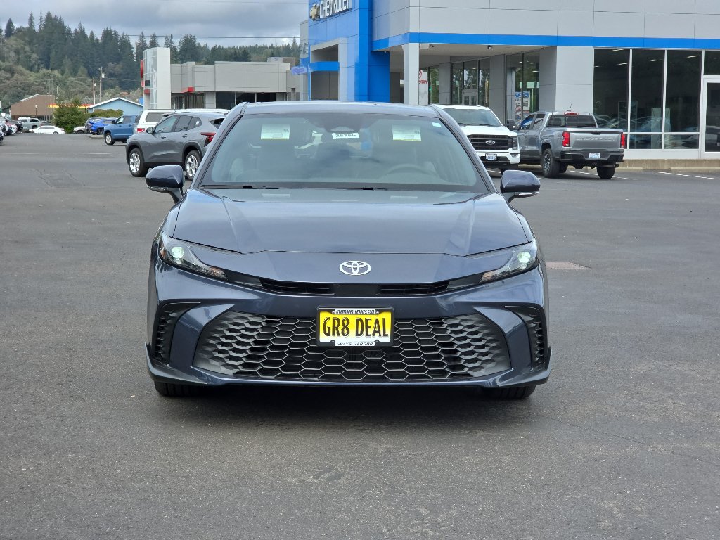 New 2026 Toyota Camry SE FWD image 3