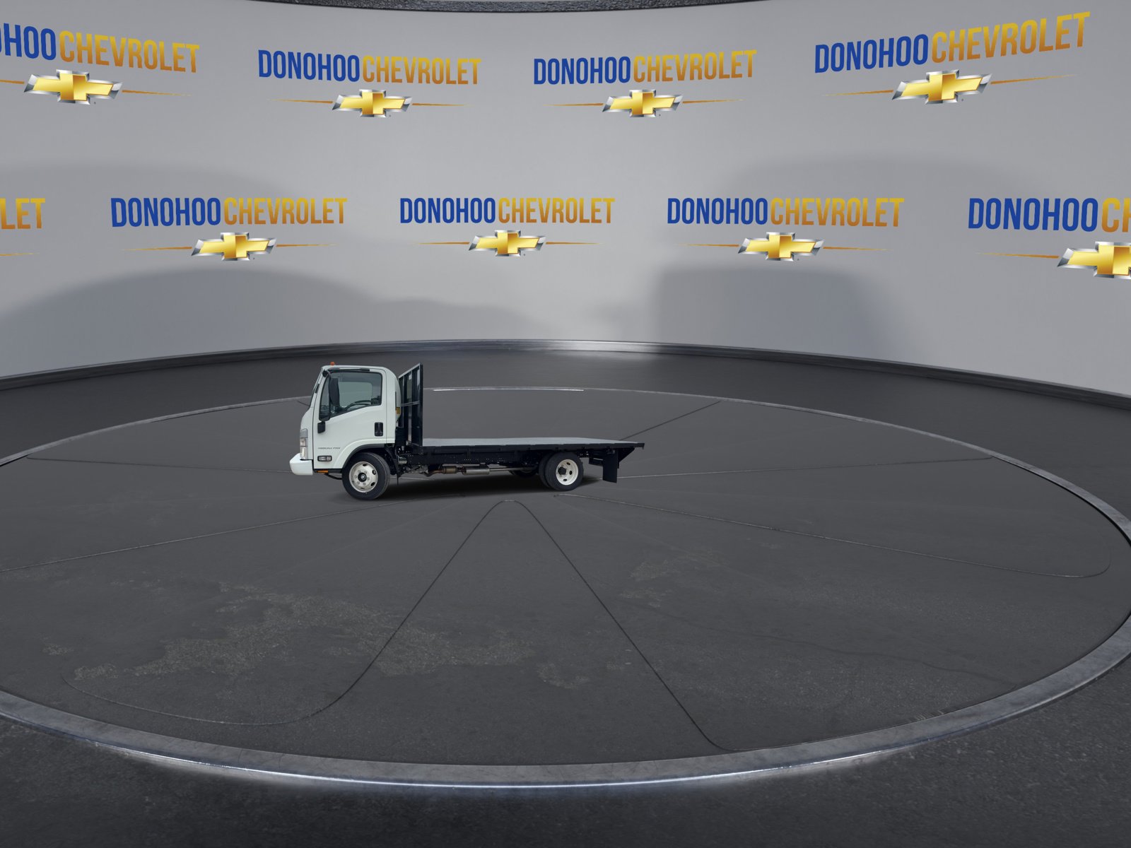 New 2025 Chevrolet Low Cab Forward image 9