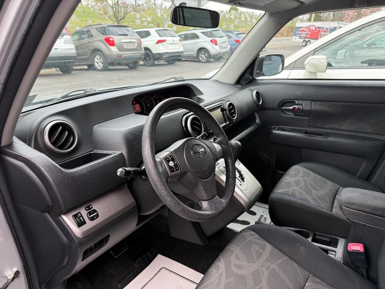Used 2015 Scion xB image 14