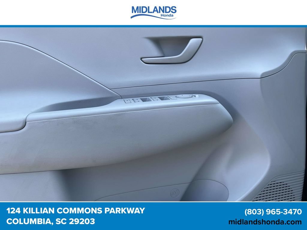 Used 2025 Hyundai Kona SEL FWD image 15
