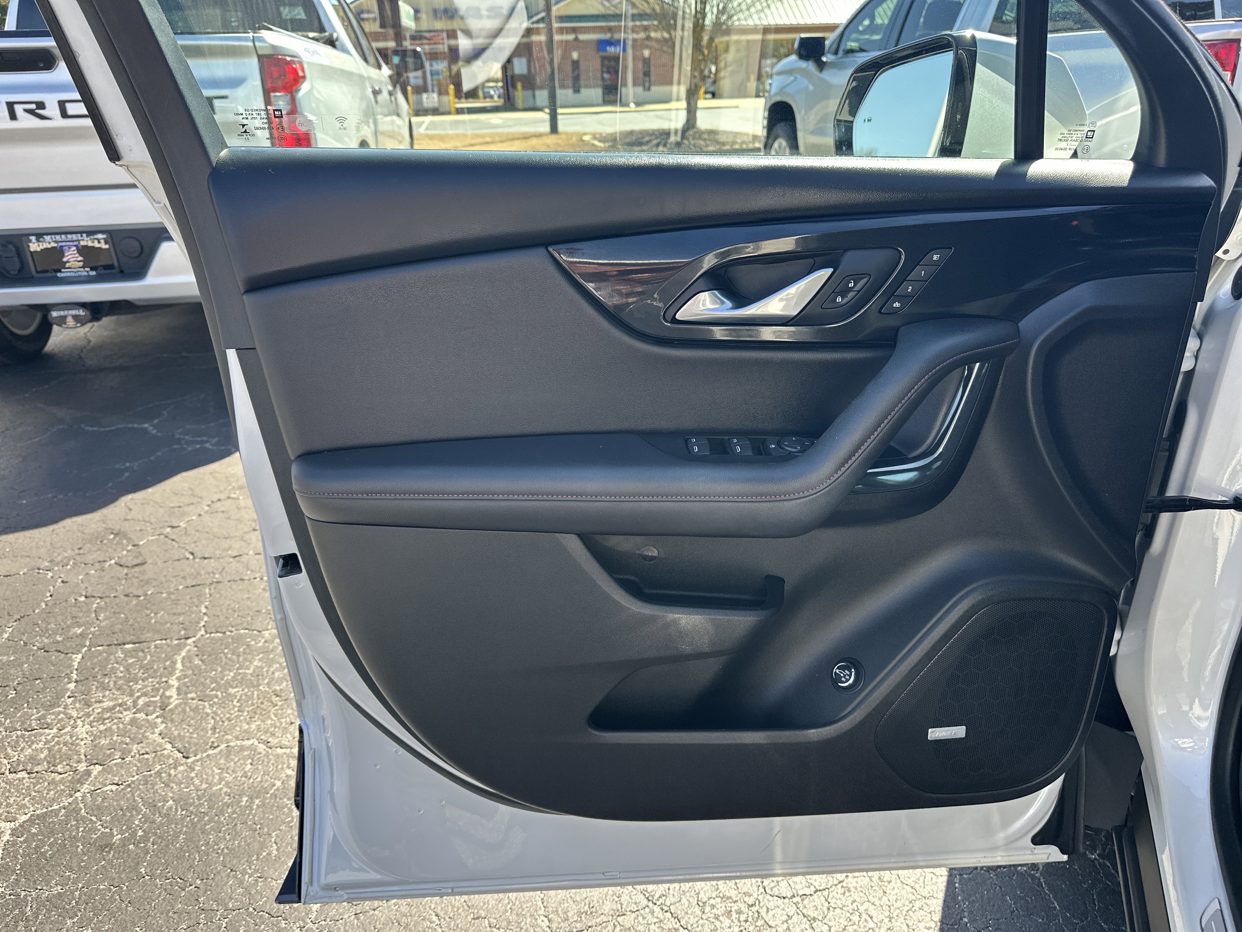 Used 2022 Chevrolet Blazer RS w/ Enhanced Convenience Package image 11