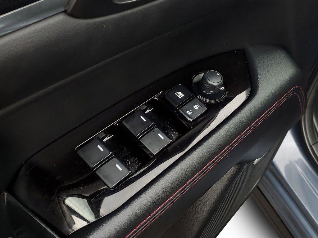 Used 2025 MAZDA CX-5 Carbon Edition image 13