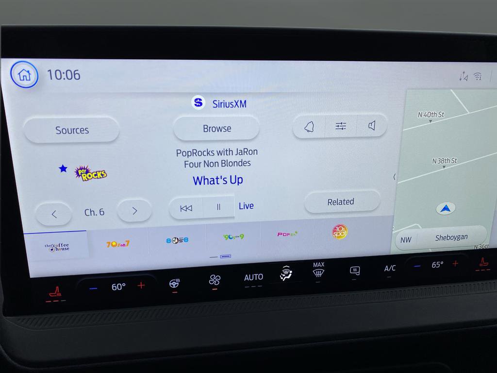 New 2026 Ford Maverick Lariat image 26