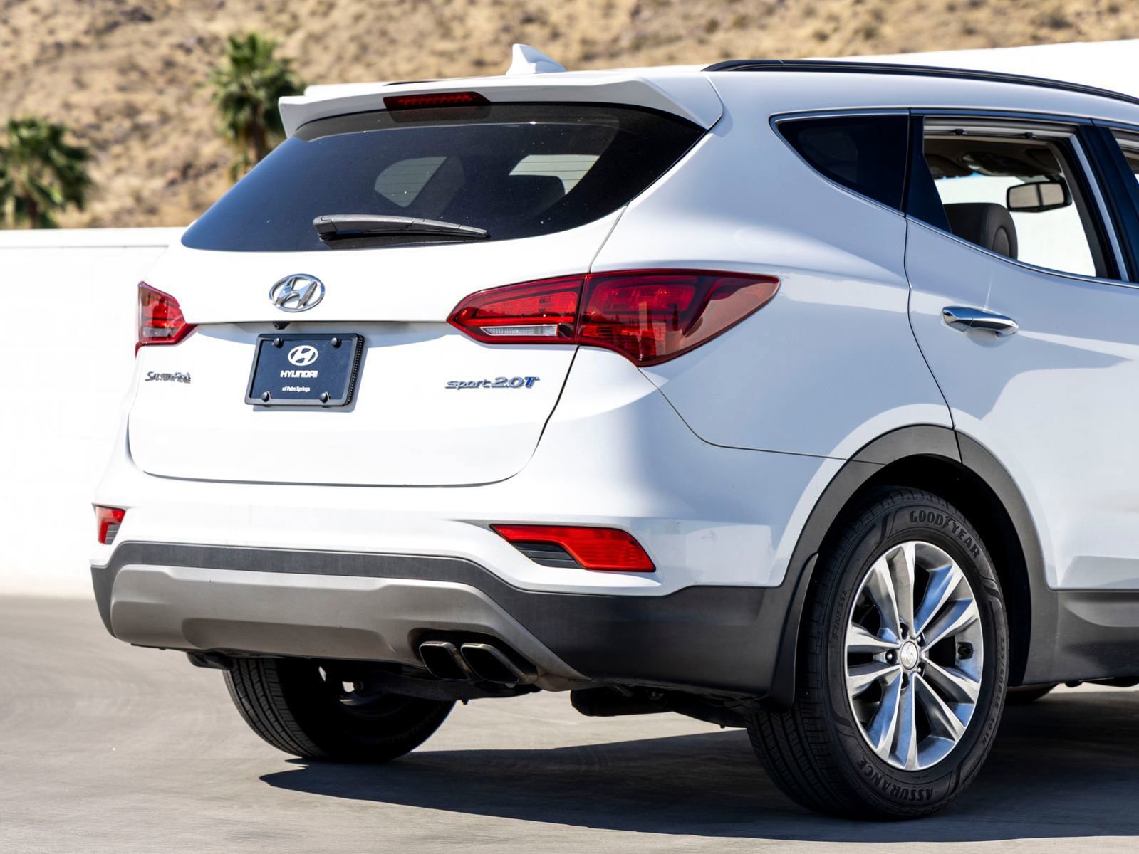 Used 2018 Hyundai Santa Fe Sport 2.0T FWD image 11