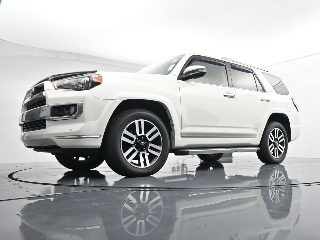 Used 2017 Toyota 4Runner Limited AWD/4WD image 34