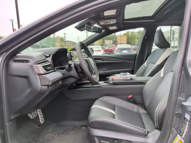 Used 2026 Toyota Camry SE w/ Multimedia Upgrade Package FWD image 13