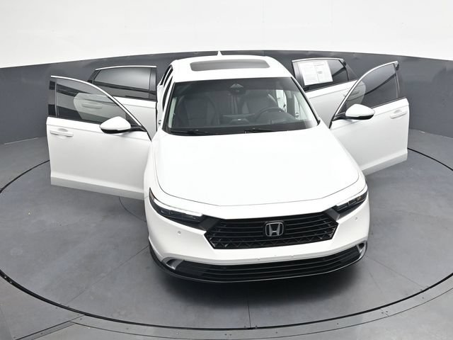 Used 2025 Honda Accord Touring image 38