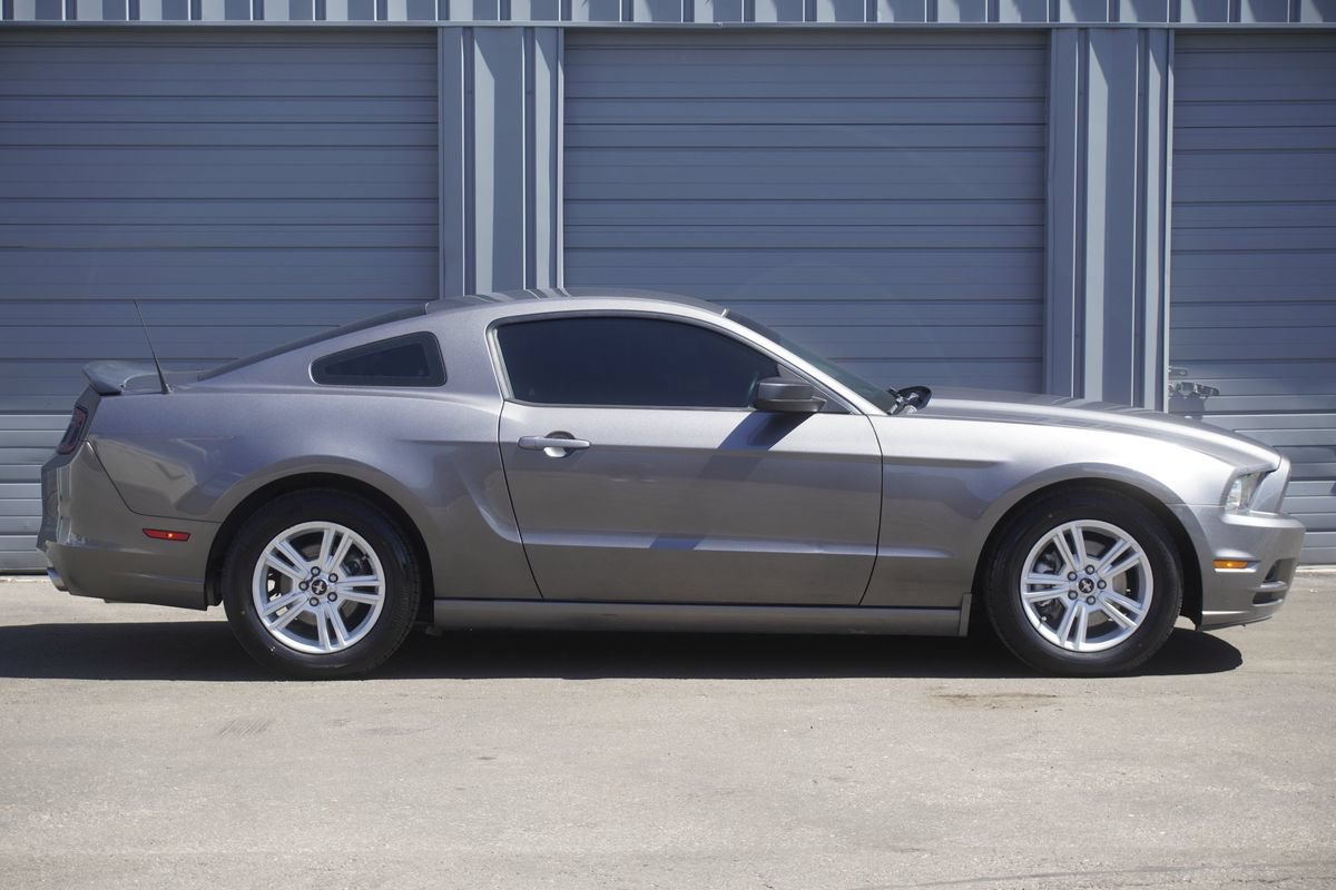 Used 2014 Ford Mustang Coupe w/ Equipment Group 102A RWD image 7