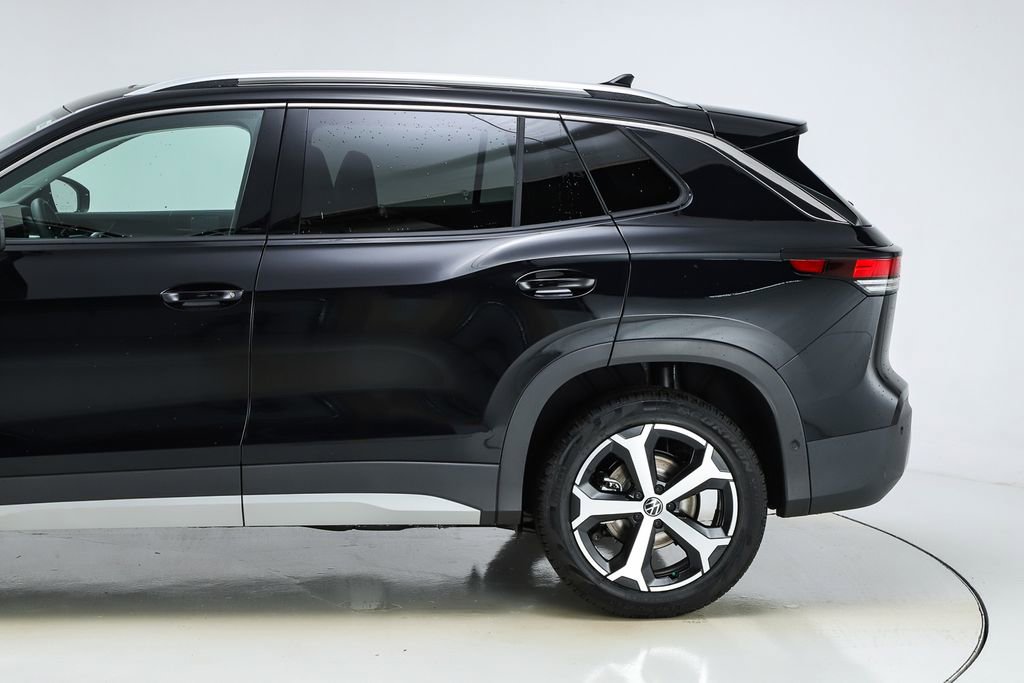 New 2026 Volkswagen Tiguan SE image 4