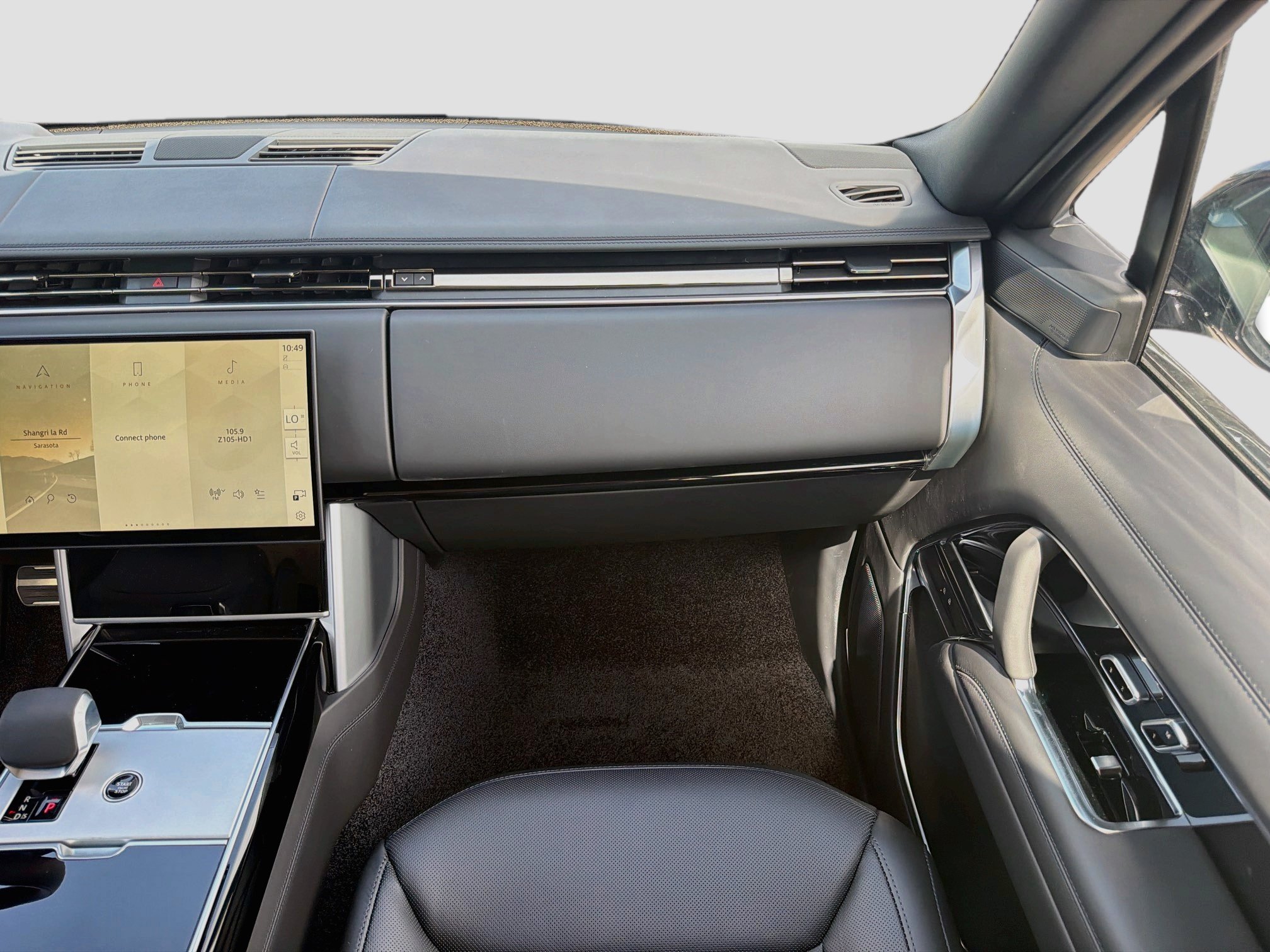 New 2026 Land Rover Range Rover SE AWD/4WD image 19