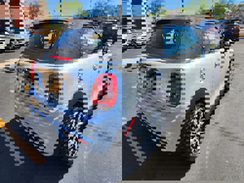 Used 2016 MINI Cooper S image 3