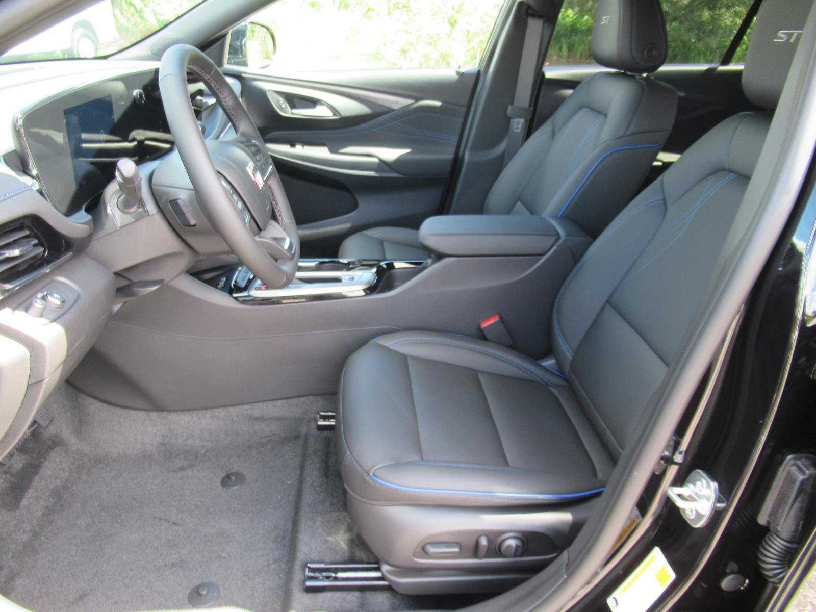 New 2026 Buick Envista Sport Touring w/ Convenience I Package FWD image 18