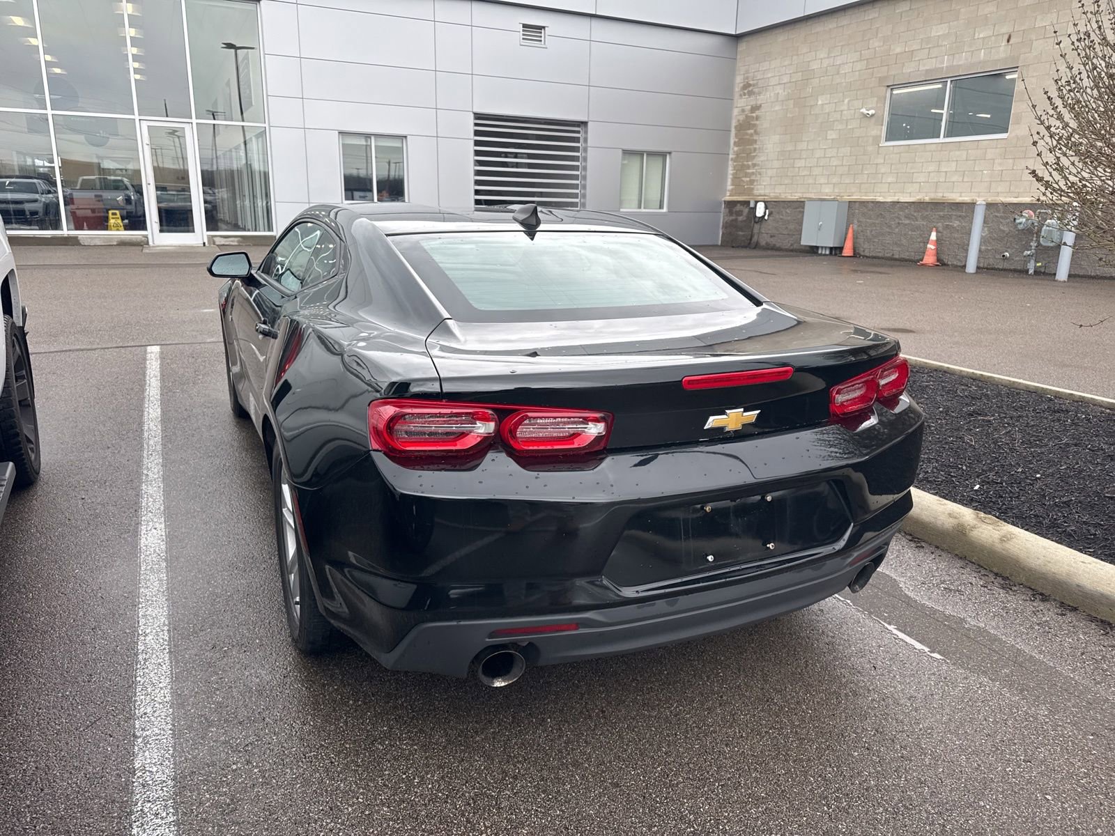Used 2020 Chevrolet Camaro LS image 4