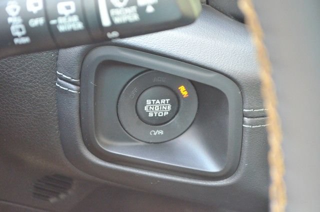 Used 2024 Jeep Wrangler Unlimited Sahara AWD/4WD image 30