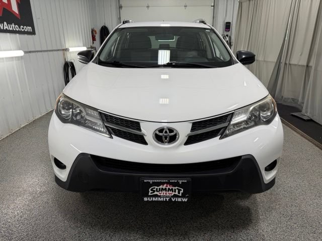 Used 2015 Toyota RAV4 LE AWD/4WD image 2