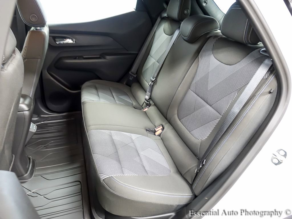New 2027 Chevrolet Bolt LT FWD image 10