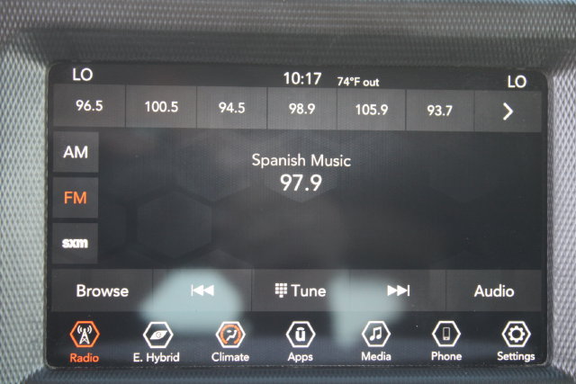 Used 2023 Jeep Wrangler Unlimited w/ Convenience Group AWD/4WD image 28