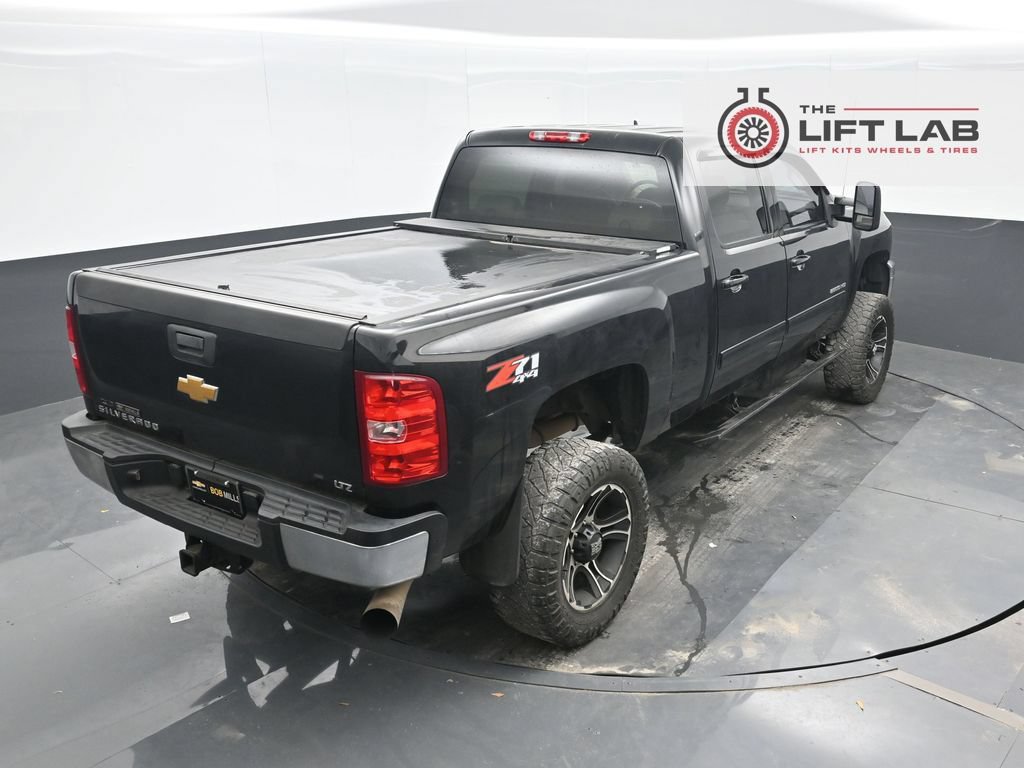 Used 2012 Chevrolet Silverado 2500 LTZ w/ Suspension Package, Off-Road AWD/4WD image 29
