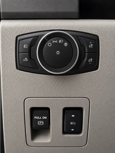 Used 2019 Ford F150 XLT w/ Equipment Group 301A Mid AWD/4WD image 14