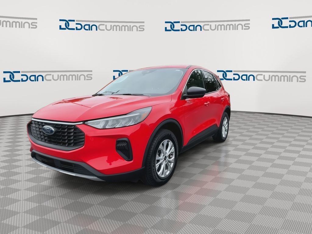 Used 2024 Ford Escape Active w/ Tech Pack #1 AWD/4WD image 4